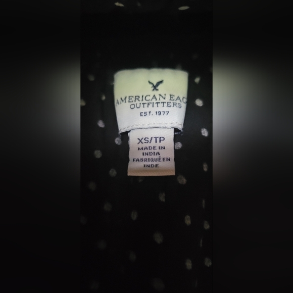 AMERICAN EAGLE black & white polka dots button front mini skirt. size XS - Picture 3 of 6